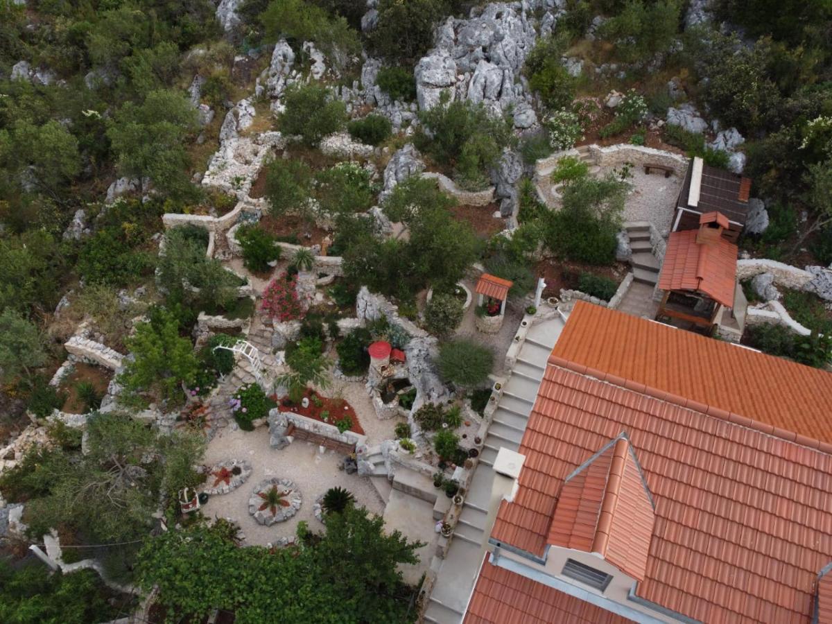 Apartments Leviana Saplunara Buitenkant foto