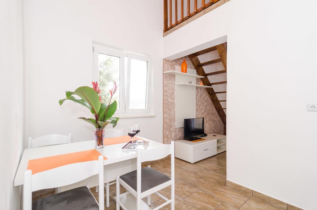 Apartments Leviana Saplunara Buitenkant foto